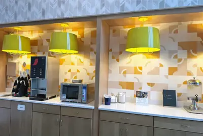 Photo 3 - Days Inn & Suites by Wyndham Wausau