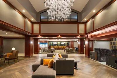 Photo 2 - La Quinta Inn & Suites by Wyndham Madison American Center