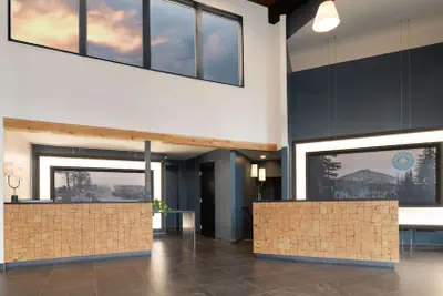 Photo 4 - Riverhouse Lodge