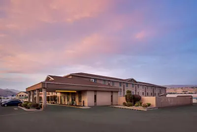 Photo 2 - Quality Inn Wenatchee/Leavenworth