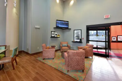 Photo 4 - Hampton Inn Raleigh-Durham Airport