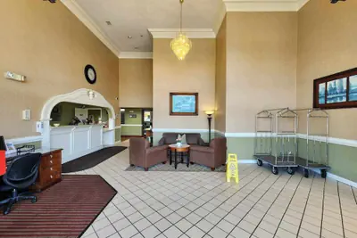 Photo 5 - Quality Inn & Suites Somerset Downtown