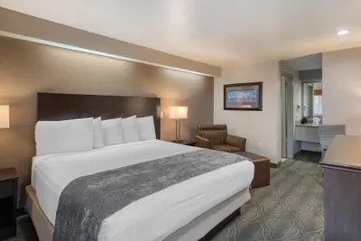 Photo 2 - SureStay by Best Western Salt Lake City Downtown