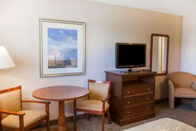 Photo 5 - Quality Inn Kirkland