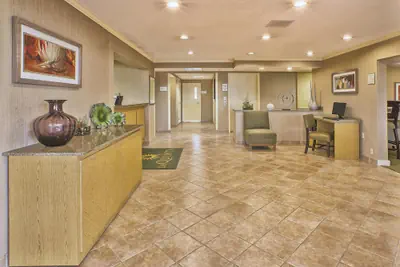 Photo 4 - La Quinta Inn by Wyndham Toledo Perrysburg
