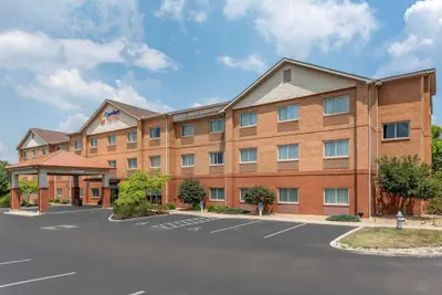 Photo 2 - Comfort Suites Mason near Kings Island