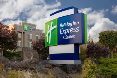 Photo 2 - Holiday Inn Express & Suites Hood River by IHG