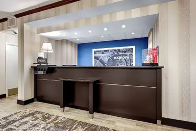 Photo 2 - Hampton Inn Amelia Island at Fernandina Beach