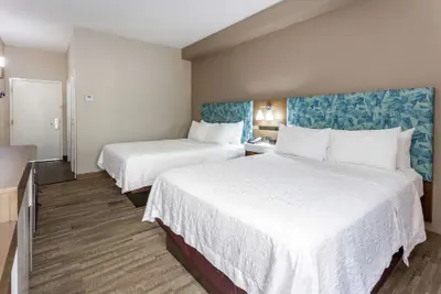Photo 4 - Hampton Inn Biloxi-Ocean Springs