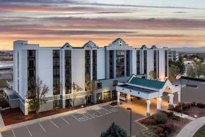 Photo 2 - Hyatt Place Denver Airport