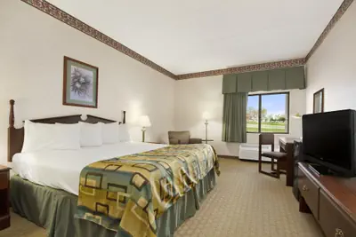Photo 5 - Baymont by Wyndham Corbin