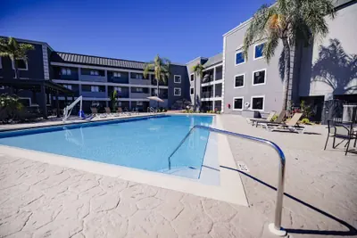 Photo 2 - La Quinta Inn by Wyndham Tampa Near Busch Gardens