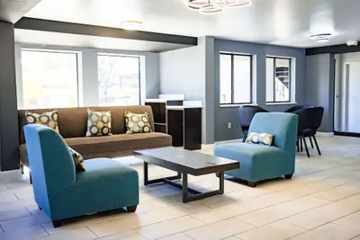 Photo 5 - La Quinta Inn by Wyndham Tampa Near Busch Gardens