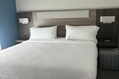 Photo 4 - Holiday Inn Express Hotel & Suites Wilson - Hayes Place by IHG