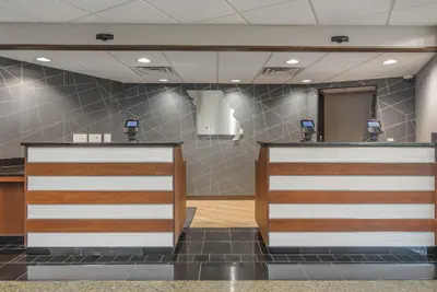 Photo 2 - Drury Inn & Suites Springfield, MO