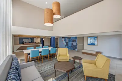 Photo 3 - Holiday Inn Express San Diego South - National City by IHG