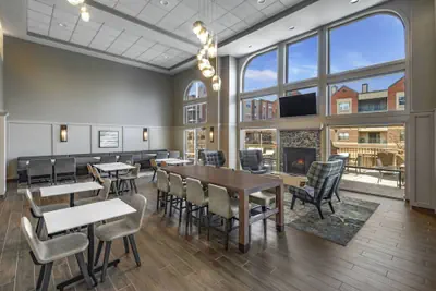 Photo 3 - Residence Inn by Marriott Indianapolis Downtown on the Canal