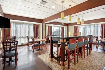 Photo 3 - Hampton Inn Melbourne