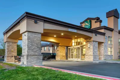 Photo 2 - Quality Inn Logan near University