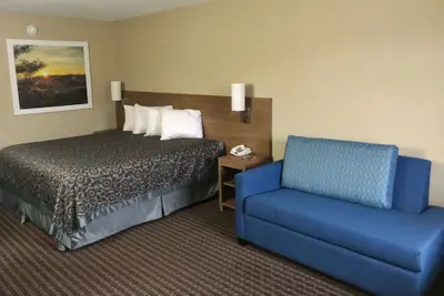 Photo 5 - Days Inn By Wyndham Lexington/Columbia