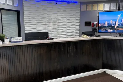 Photo 3 - Travelodge by Wyndham St. Louis