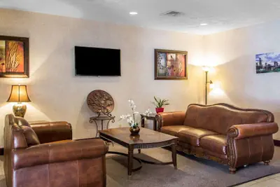 Photo 3 - Quality Inn Merrillville