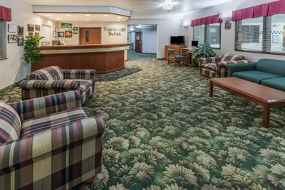 Photo 4 - Travelodge Suites by Wyndham Newberg