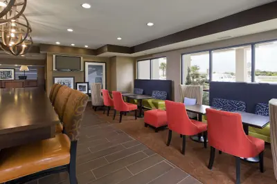 Photo 5 - Hampton Inn Houston/Stafford