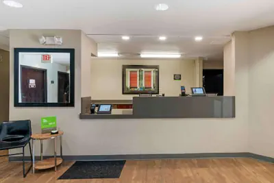 Photo 3 - Extended Stay America Suites Kansas City Overland Park Quivi