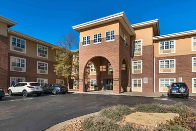Photo 2 - Extended Stay America Suites Kansas City Overland Park Quivi