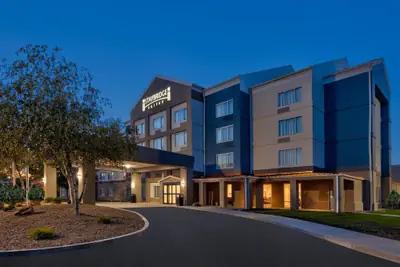 Photo 2 - Staybridge Suites Pittsburgh Airport by IHG