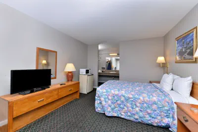 Photo 4 - Americas Best Value Inn Augusta S