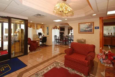 Photo 5 - Baymont by Wyndham Franklin