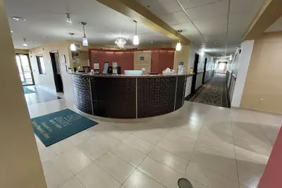Photo 3 - Quality Inn & Suites Mount Pleasant