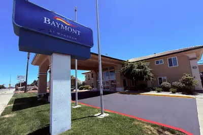 Photo 2 - Baymont by Wyndham Manteca