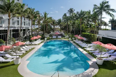 Photo 2 - Cadillac Hotel & Beach Club, Autograph Collection
