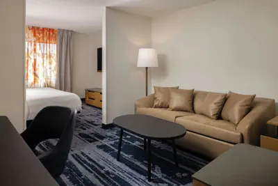 Photo 2 - Fairfield Inn & Suites by Marriott® Grand Rapids Airport