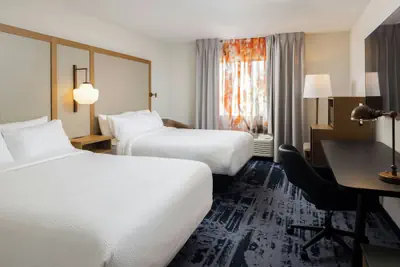 Photo 4 - Fairfield Inn & Suites by Marriott® Grand Rapids Airport