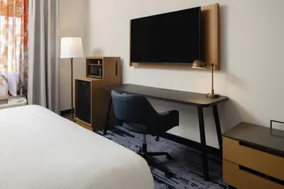 Photo 5 - Fairfield Inn & Suites by Marriott® Grand Rapids Airport