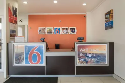 Photo 5 - Motel 6 Fort Worth, TX - Seminary