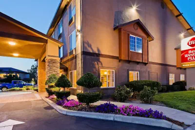 Photo 2 - Best Western Plus Rama Inn & Suites