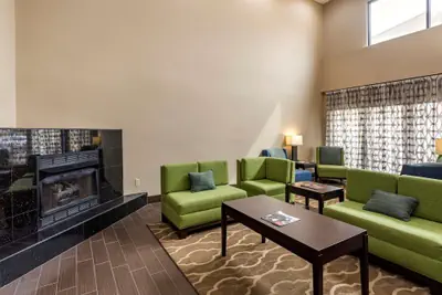 Photo 4 - Comfort Inn Paducah I-24