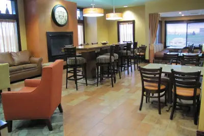 Photo 3 - Hampton Inn Birch Run/Frankenmuth