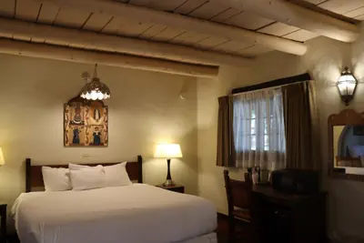 Photo 4 - Sagebrush Inn & Suites