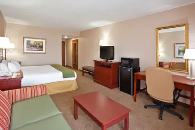Photo 5 - Holiday Inn Express Wilmington by IHG