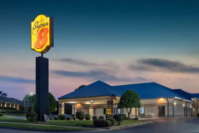 Photo 2 - Super 8 by Wyndham North Little Rock/McCain