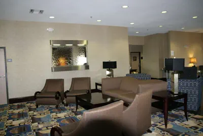 Photo 3 - Hampton Inn Olathe