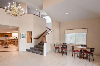 Photo 4 - Charlevoix Inn & Suites SureStay Collection by Best Western