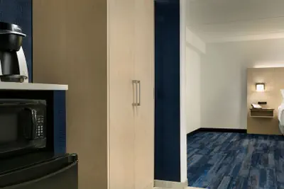 Photo 4 - Holiday Inn Express Williamsbrg Busch Gardens Area by IHG