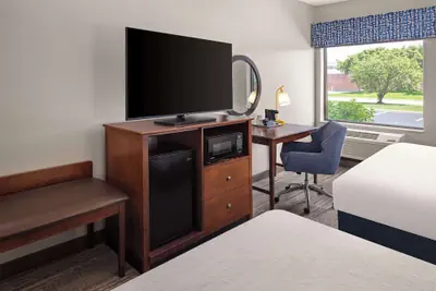 Photo 5 - Hampton Inn Minneapolis NW Maple Grove